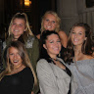 Meet your Posher, Nina